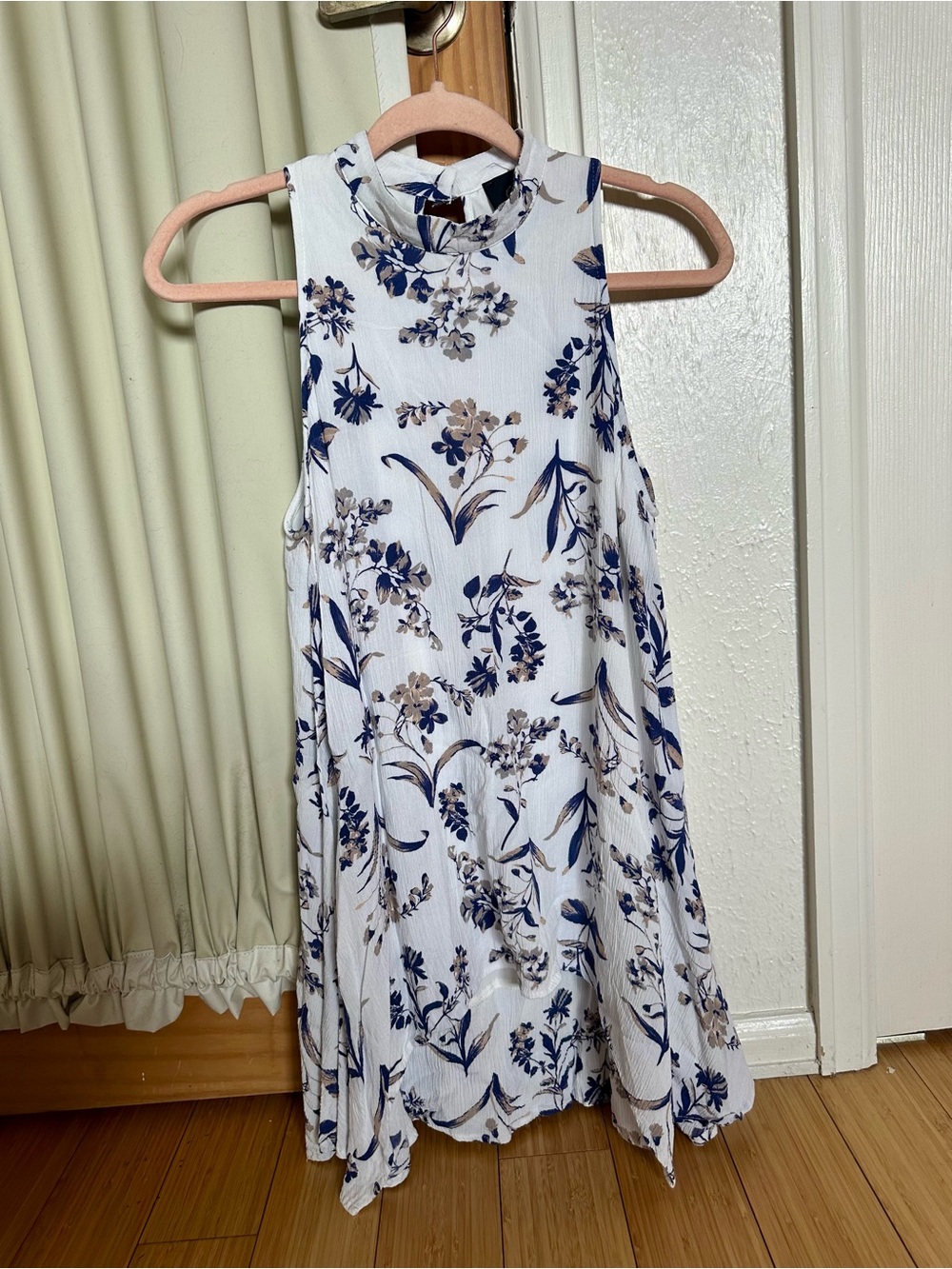 Sleeveless High-Neck White Floral Dress